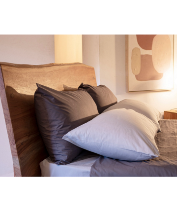 nika zoom bedroom